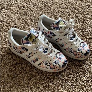 Adidas superstar